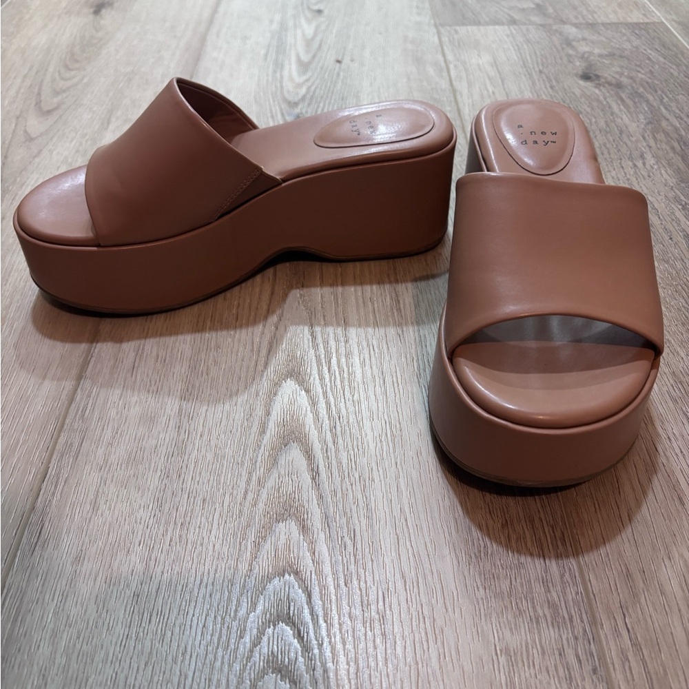 Platform Slide Sandals in Brown